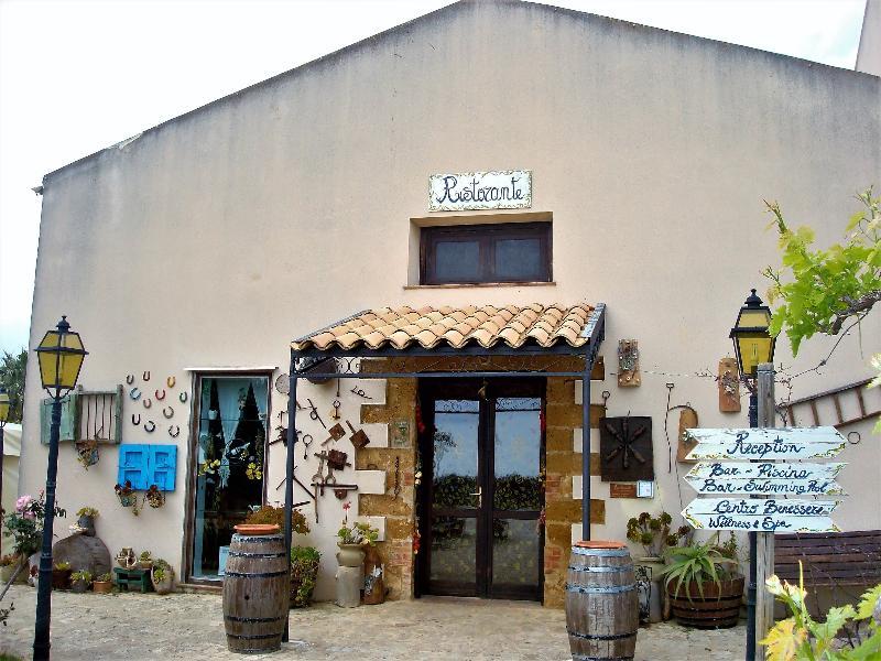 Agriturismo Tenuta Stoccatello 门菲 外观 照片